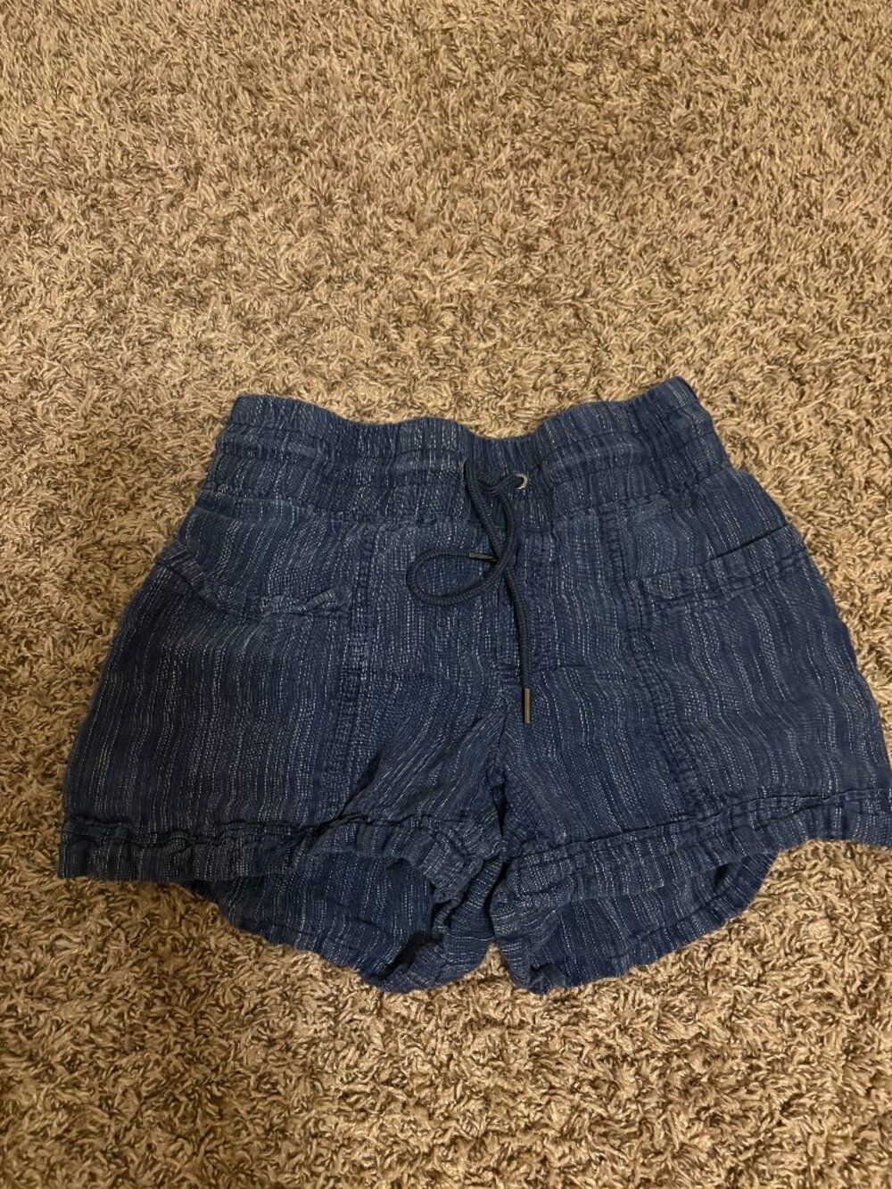 Athleta Cabo Linen Textured Shorts 4” Size 2 Blue Striped 100% Linen Elastic